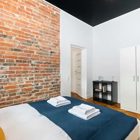 Rent Like - Wspolna 54a Warsaw